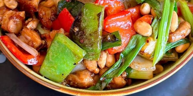 KUNG PAO CHICKEN.
