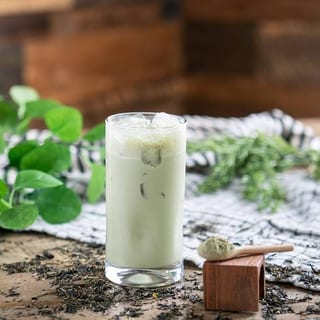 HOT MATCHA MILK TEA