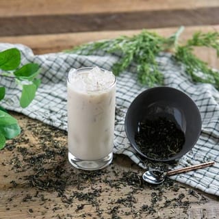 HOT JASMINE MILK TEA